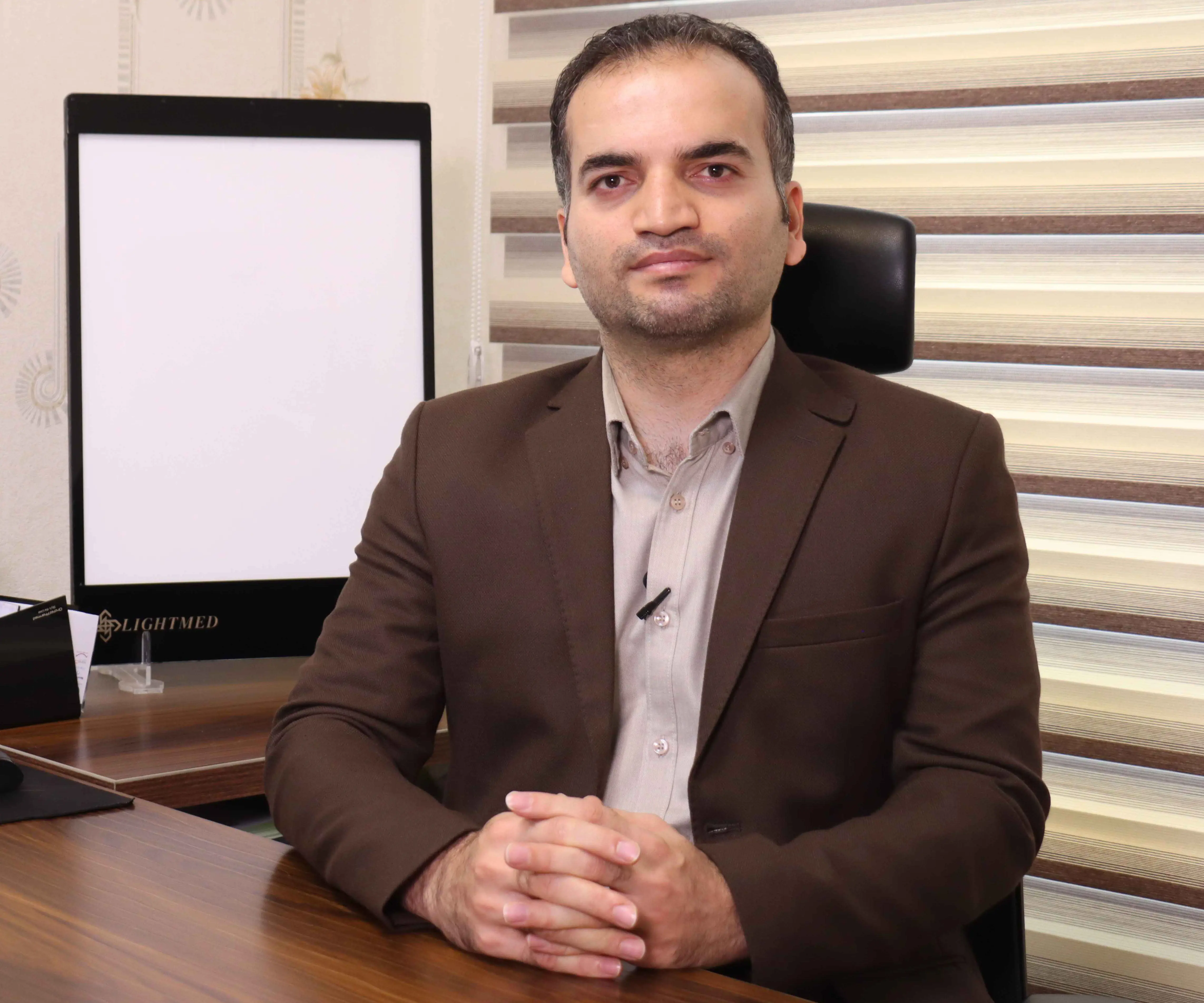 احمد قمی فر