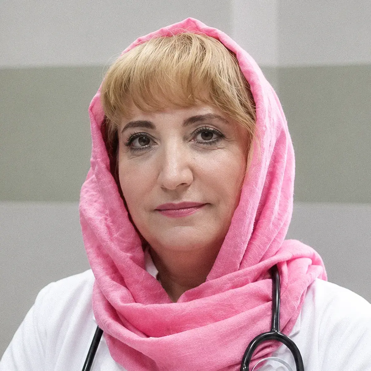 فریبا نادری